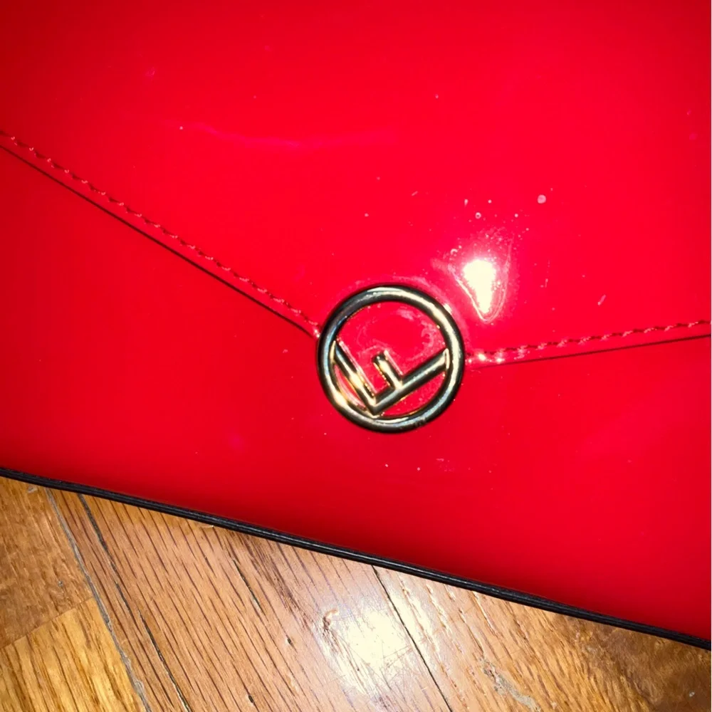AUTHENTIC FENDI RED PATENT LEATHER WALLET ON CHAIN - Picture 8 of 14